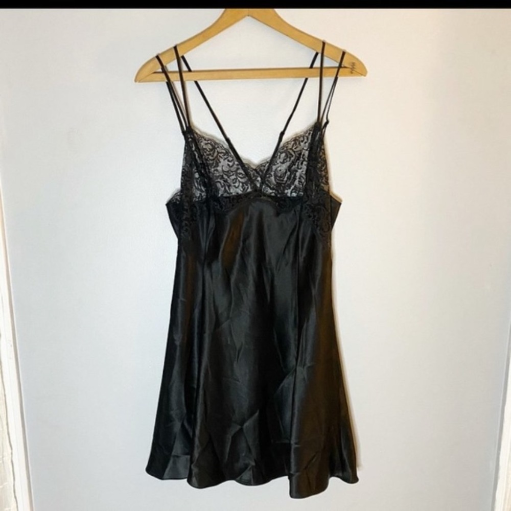 Victoria’s Secret Lingerie Vintage Nightgown Teddy Black Lace Gold Label Large